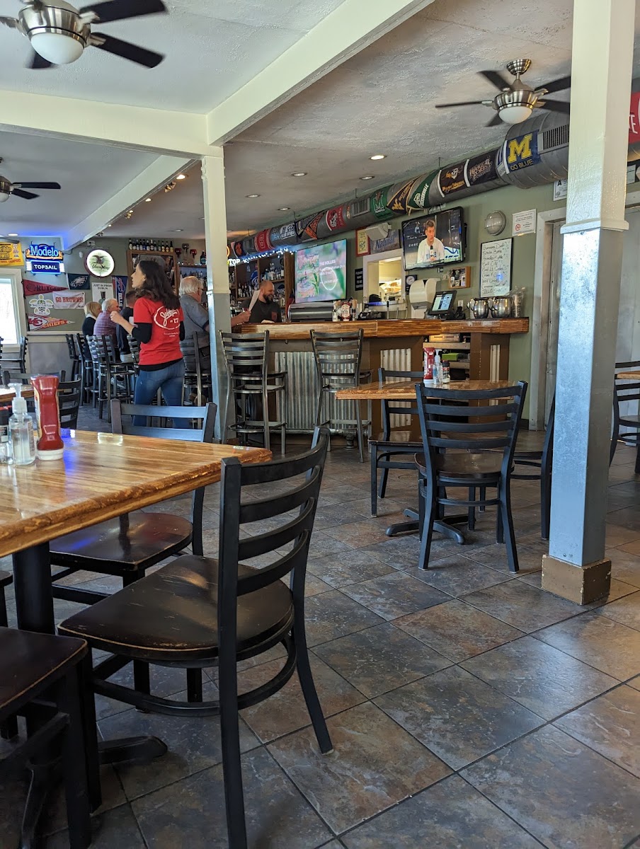 Jebby's On 17 Photos 2